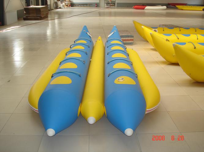 8米 双体香蕉艇 香蕉充气艇 橡皮艇 娱乐艇 运动艇 休闲艇